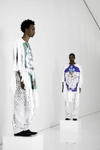 Look 13